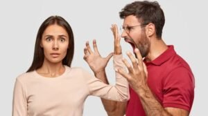 signs relationship is toxic